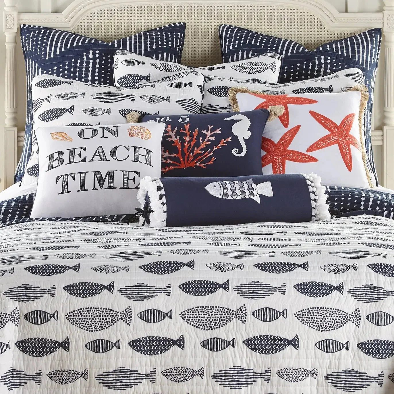 Universal V Berth Nautical Navy And White Fish 100% Cotton Quilt Set