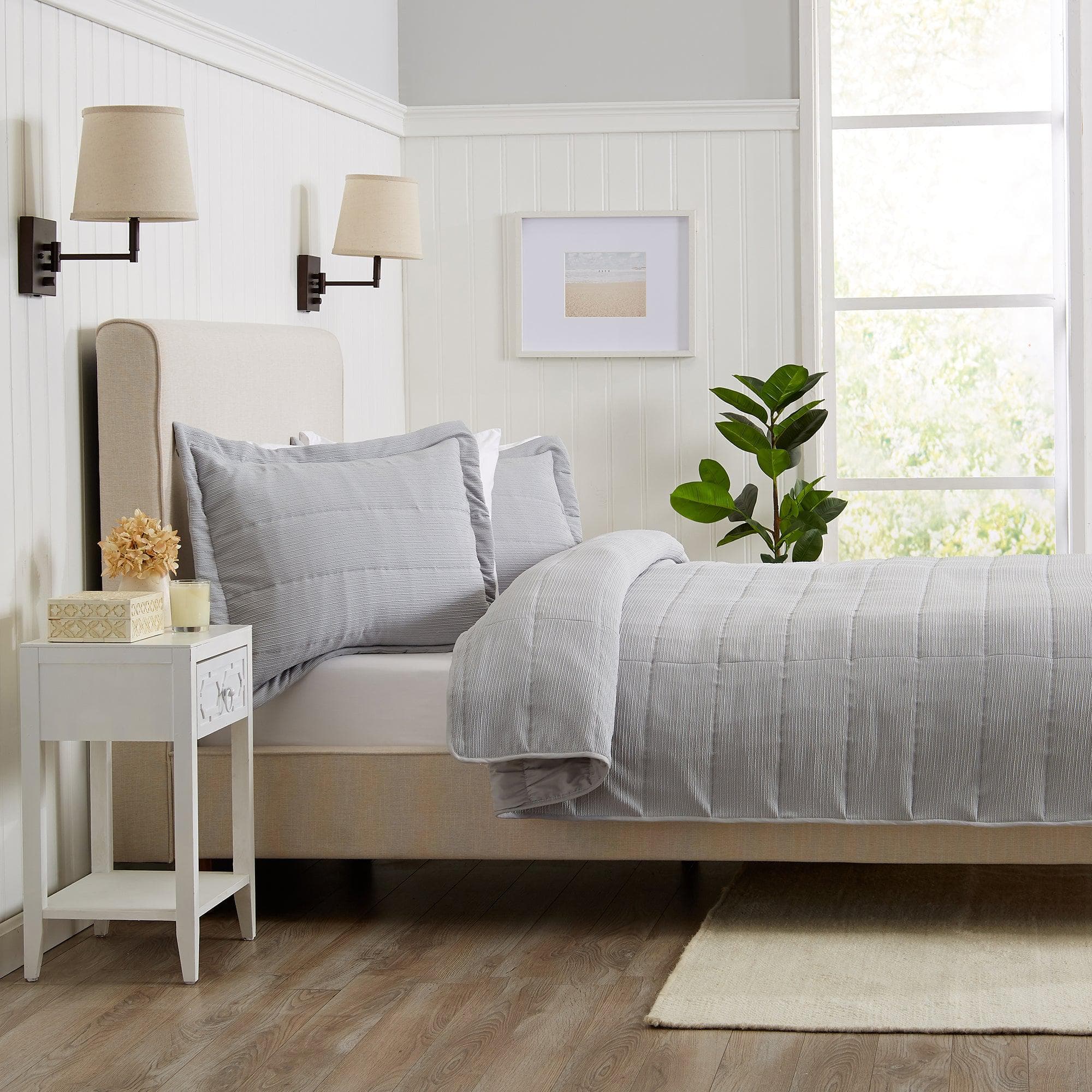 "Coastal & Nautical Textured Striped Quilt Set - White, Light Grey & Navy"