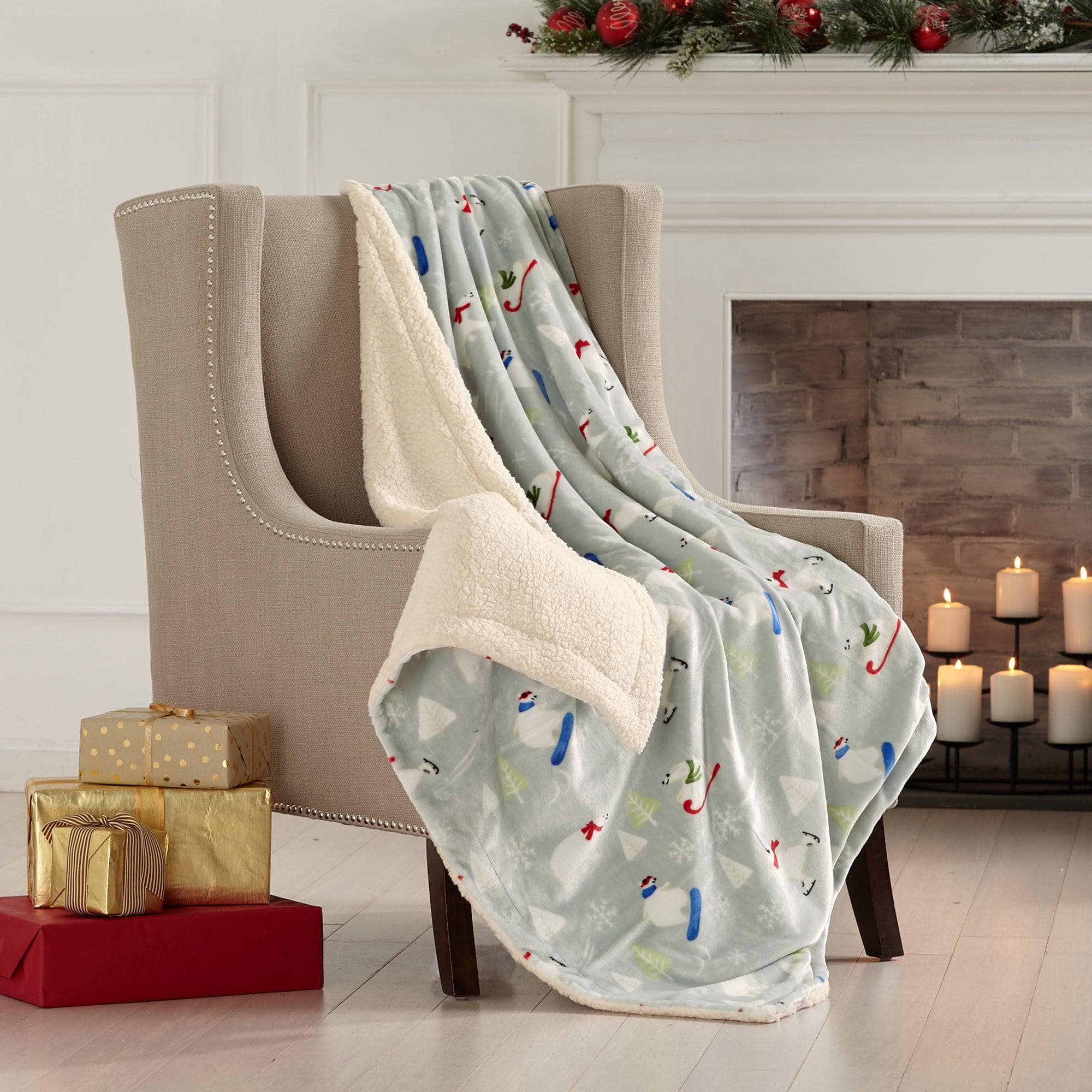 Christmas Sherpa Throw Blanket - Festive Christmas Themed Bedding