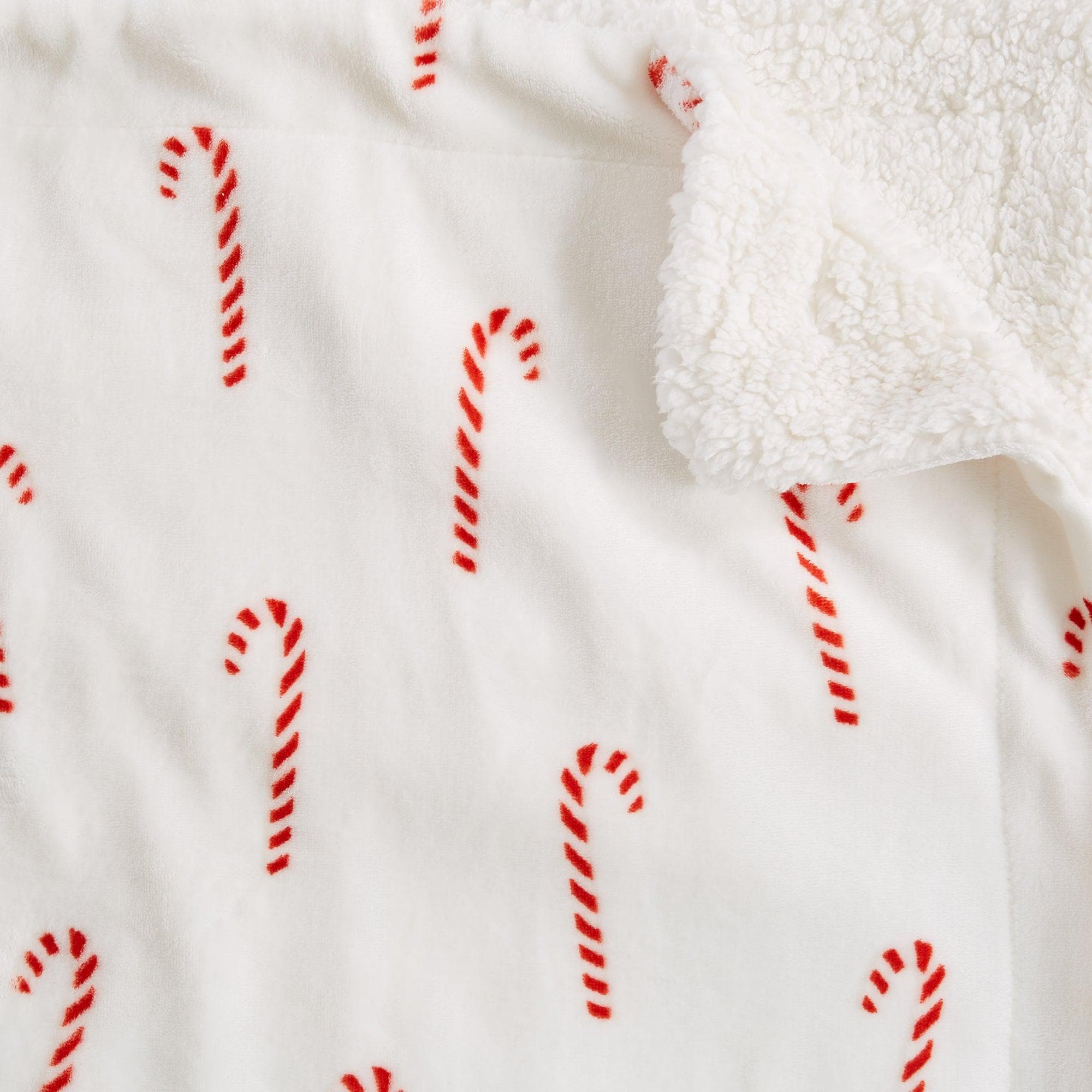 Christmas Sherpa Throw Blankets - Christmas Themed Quilts