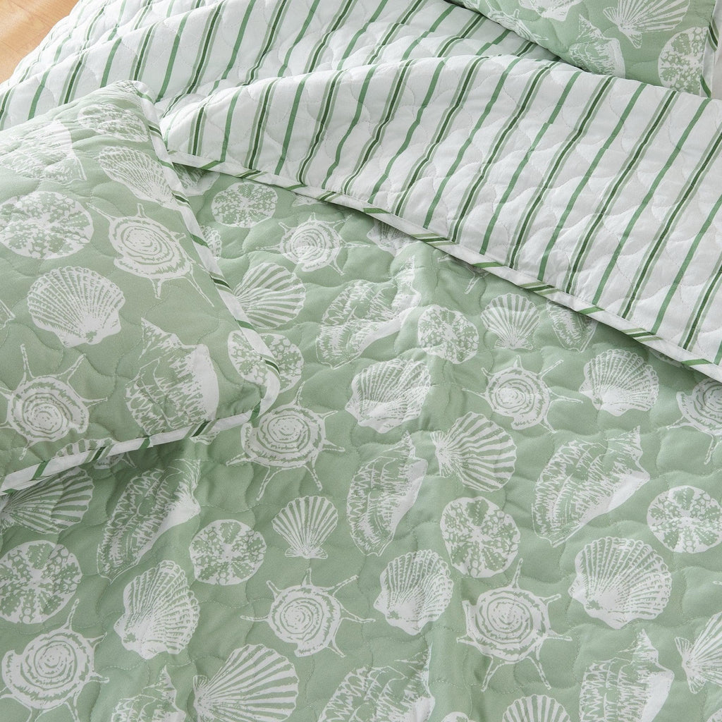 Green Seashell Quilt - Emerald Bay - Seashell Themed Bedding Sets