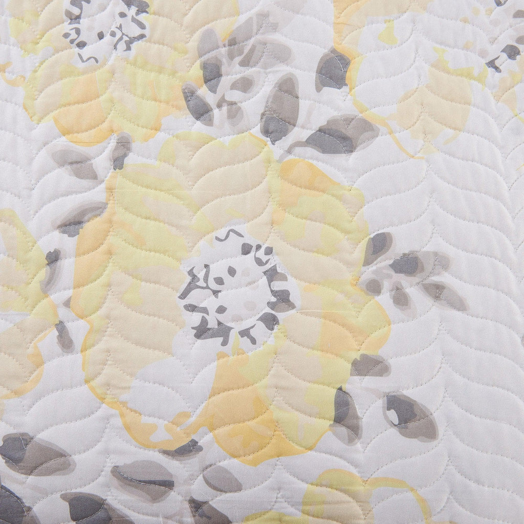Floral Quilt Set - Yellow & Grey - Floral Themed Bedding