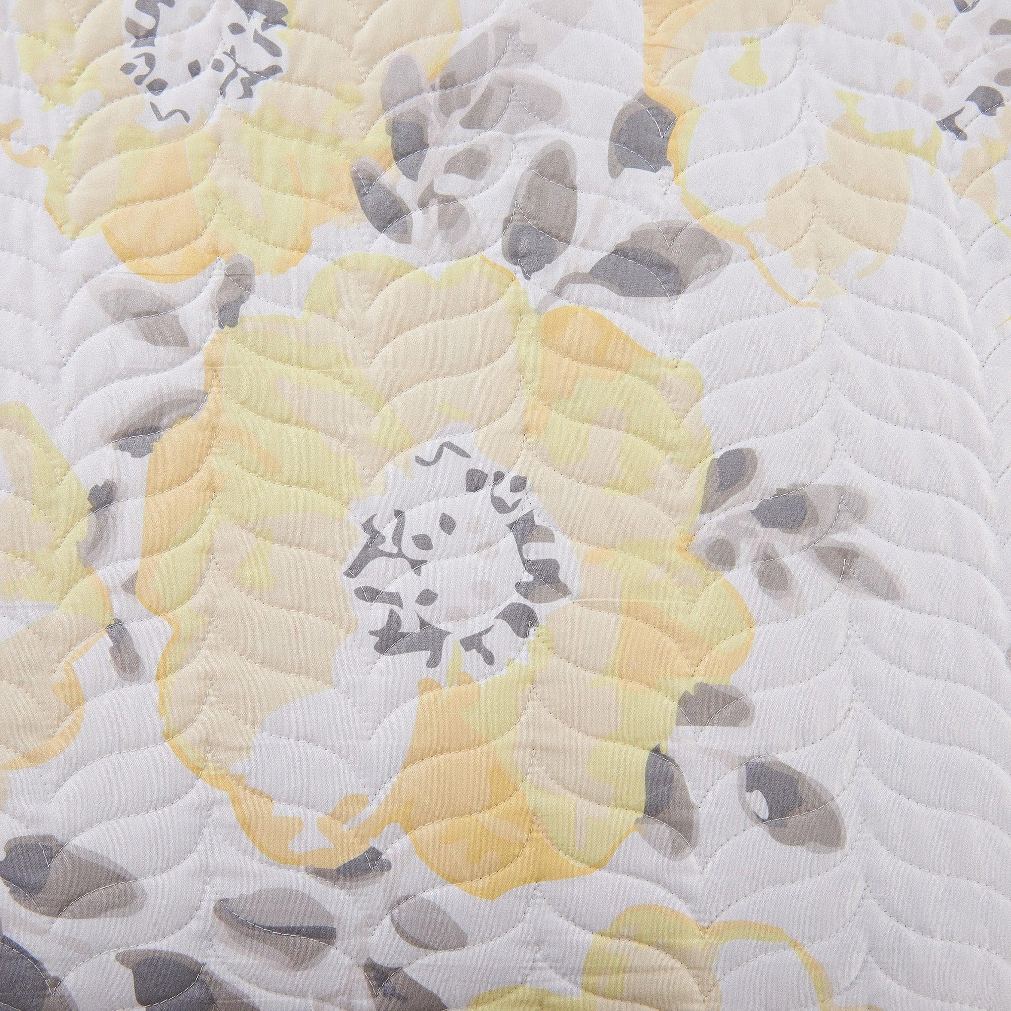 Floral Quilt Set - Yellow & Grey - Floral Themed Bedding