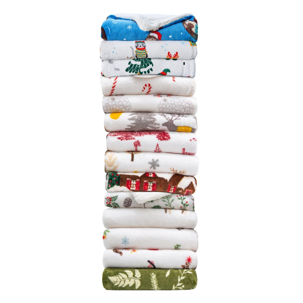 Christmas Sherpa Throw Blankets - Christmas Themed Quilts