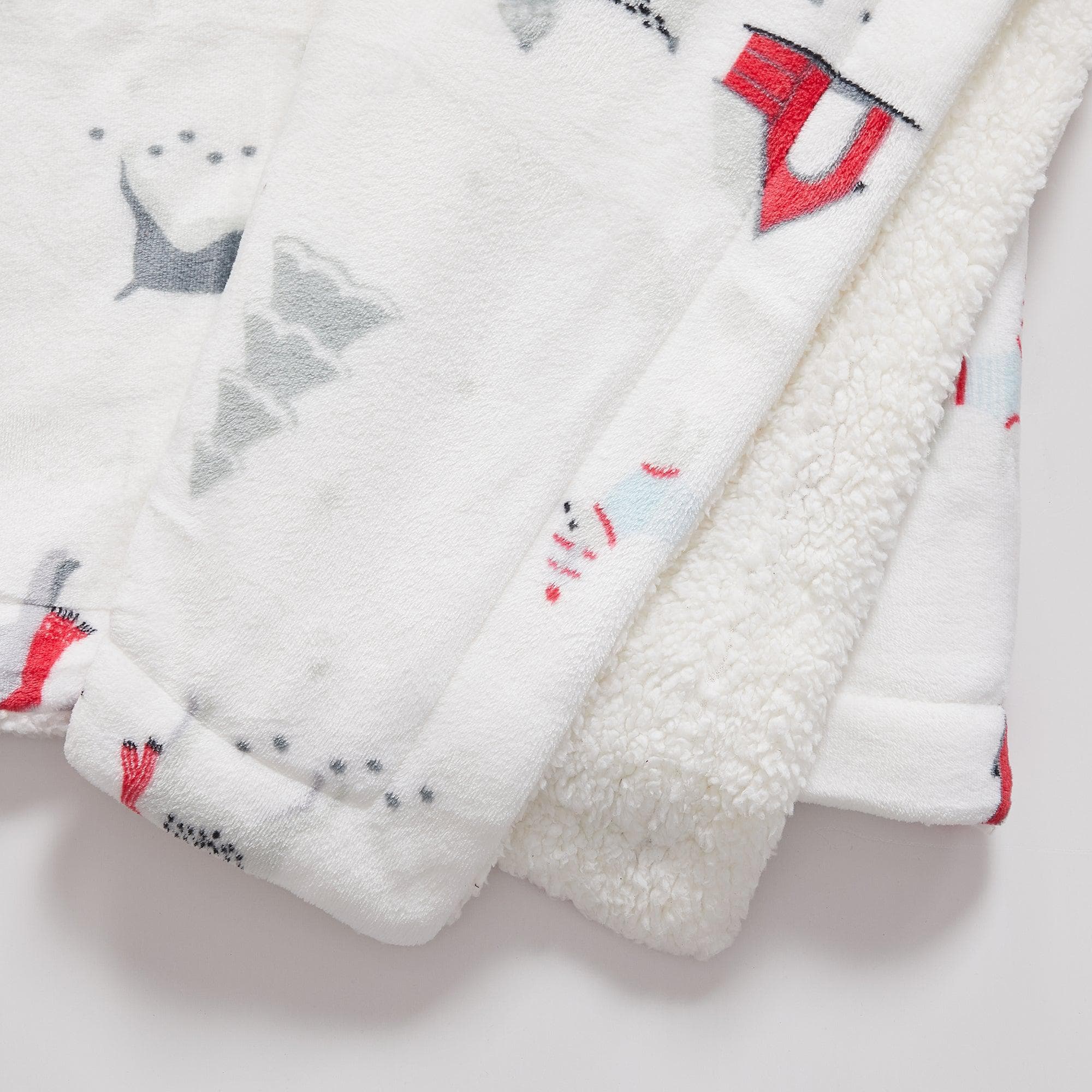 Christmas Sherpa Throw Blanket - Festive Christmas Themed Bedding