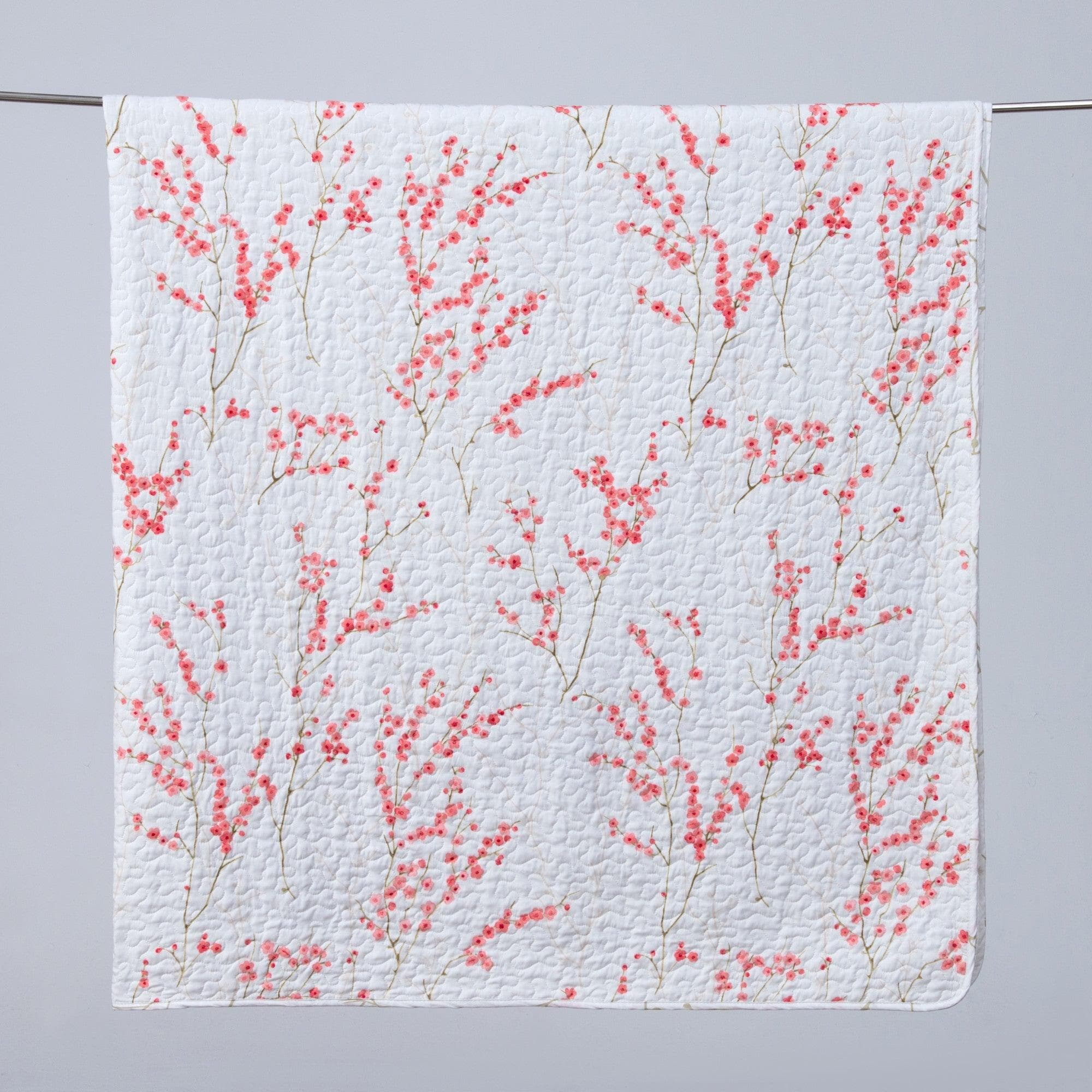 Floral Quilt - White & Coral - Floral Themed Quilts