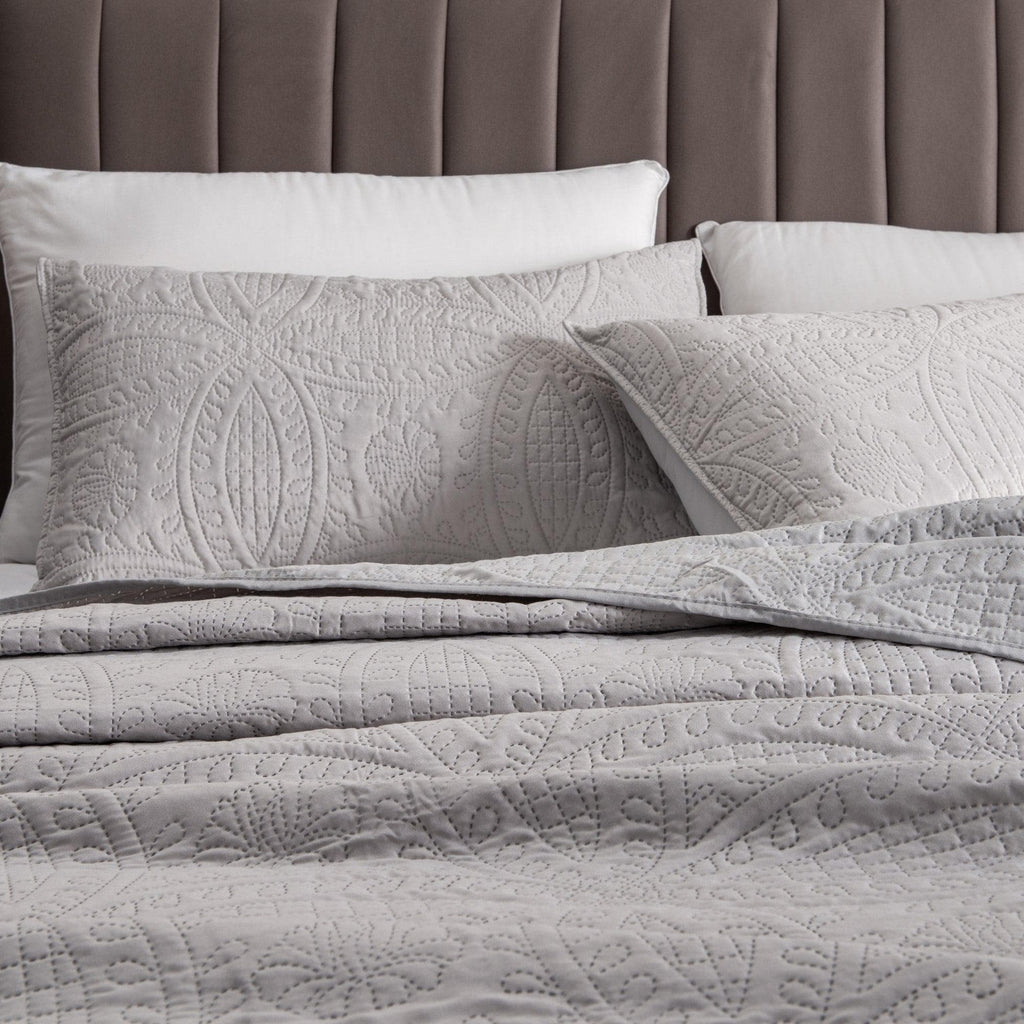 Oversized Coastal Medallion Quilt Set - Coastal Quilts