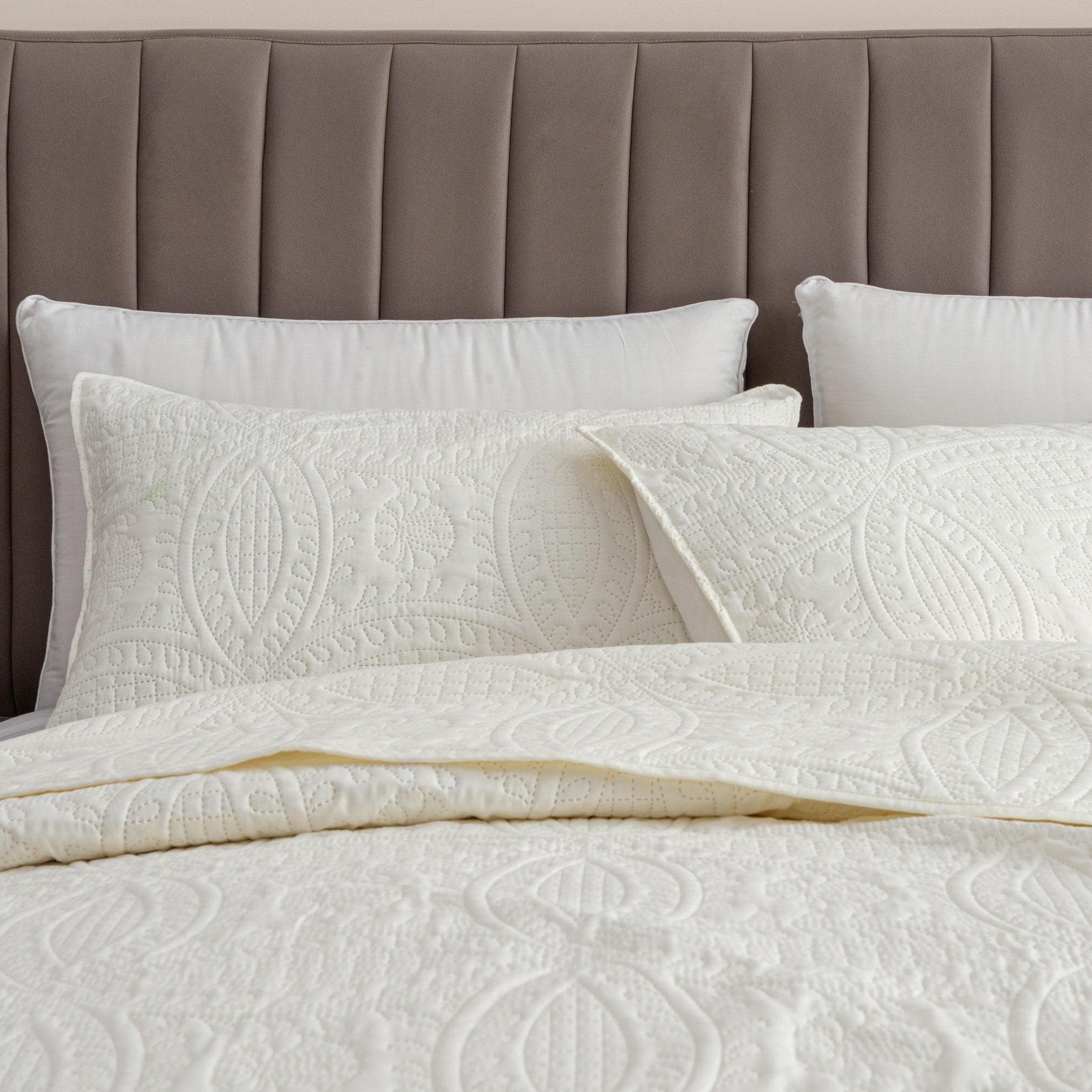 Oversized Coastal Medallion Quilt Set - Coastal Quilts