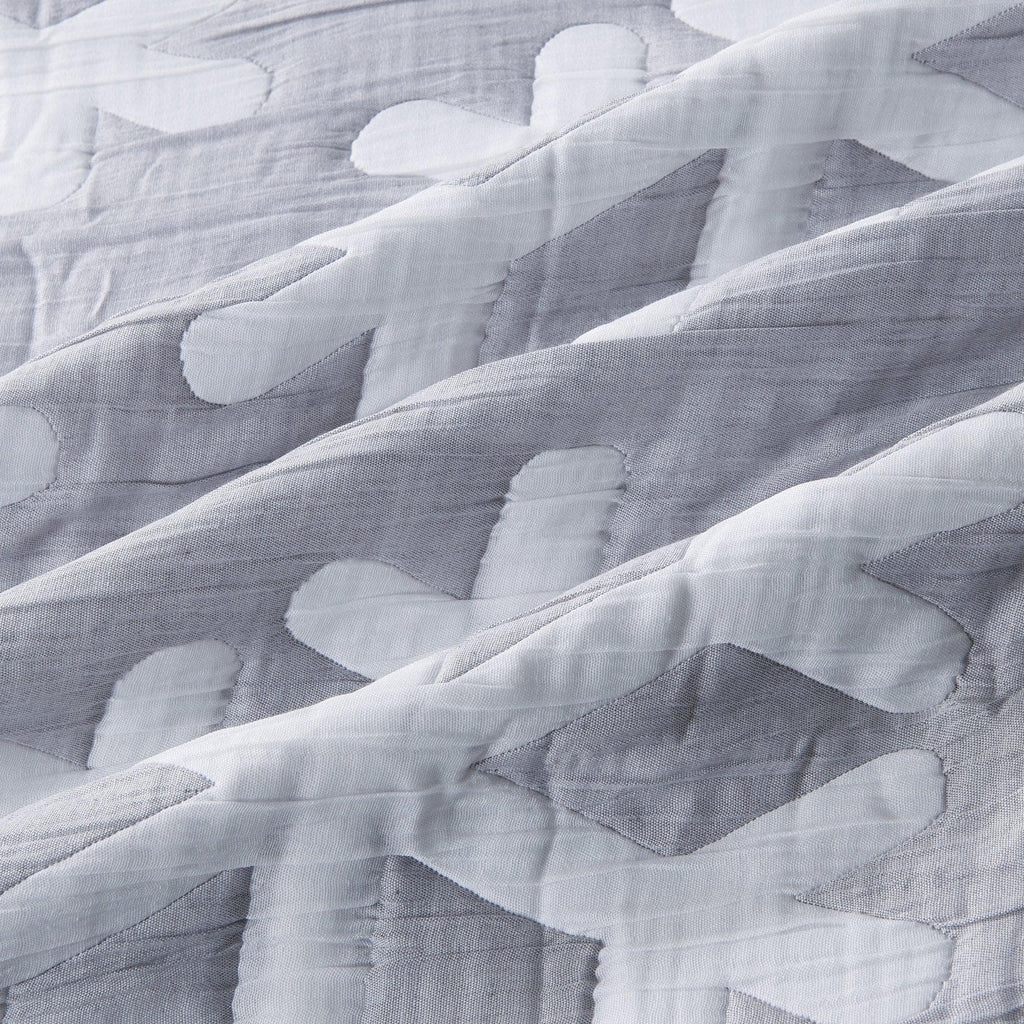 Matelass¨¦ Snowflake Quilt Set - Coastal Christmas Bedding