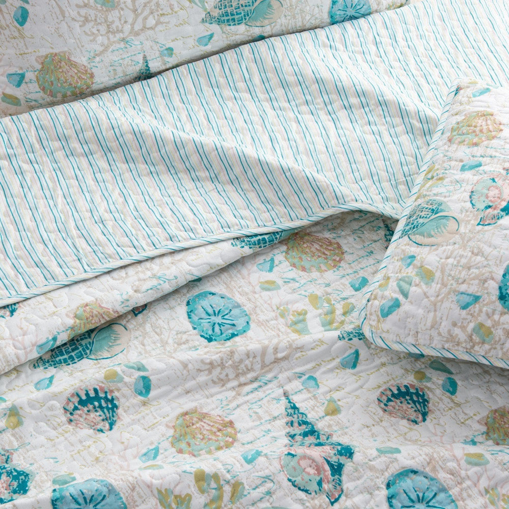 Seashell & Coral Quilt Set - Beachy Seashell Themed Bedding Sets